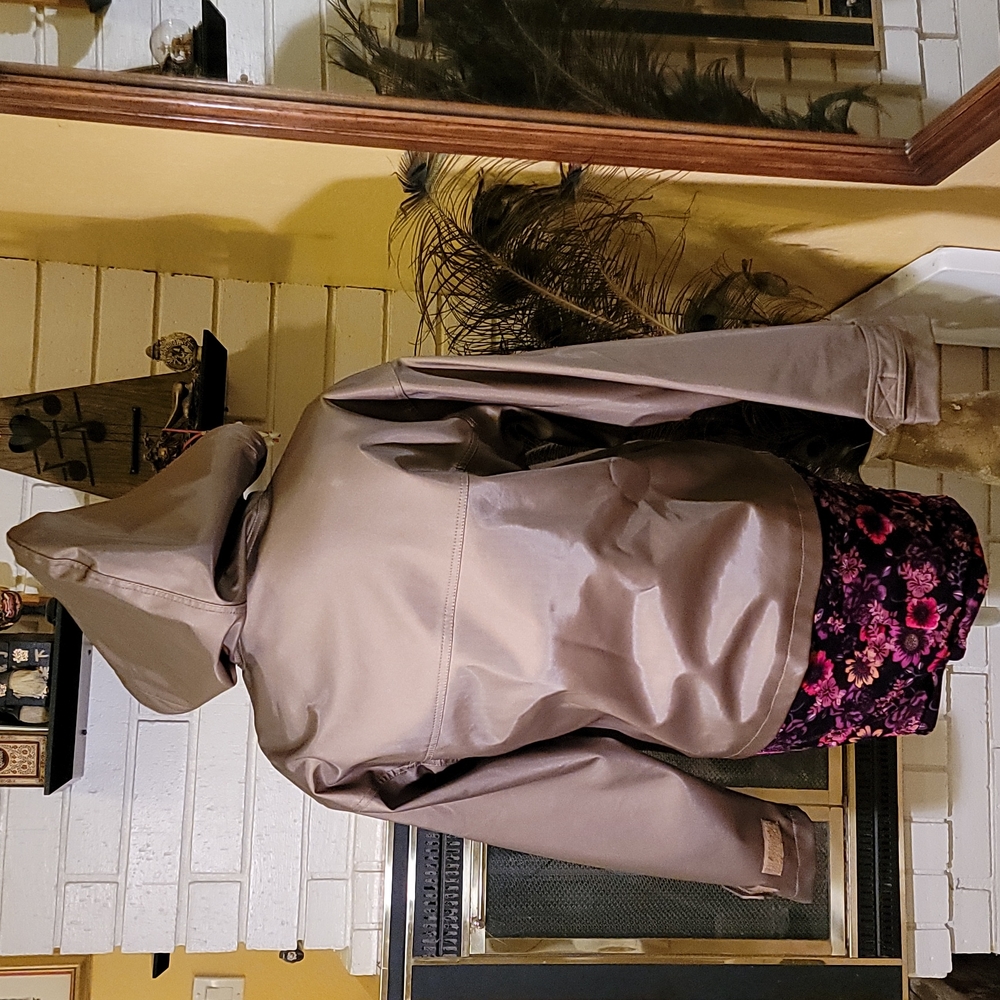 URBAN VIBE Bronze Waterproof Hooded Crop Jacket Sz Small - Picture 3 of 11